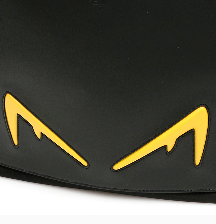 fendi/芬迪 20春夏 男士黑色牛皮小怪兽眼睛装饰时尚手提包单肩包斜