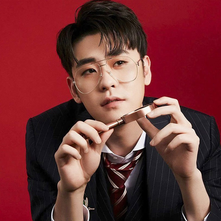 张云雷同款2019年广告大片海报形象款光辉系列男女款光学镜架眼镜ct