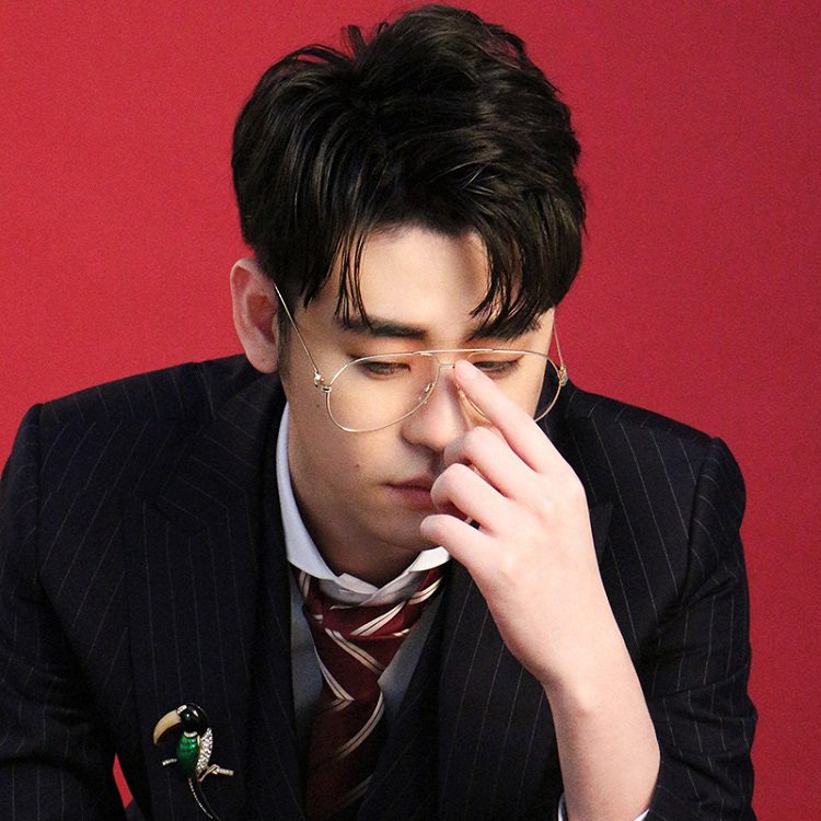 张云雷同款2019年广告大片海报形象款光辉系列男女款光学镜架眼镜ct