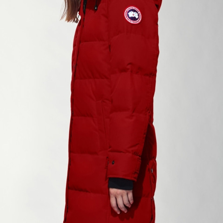 canada goose/加拿大鵝 19年秋冬連帽毛領時尚舒適女士羽絨服深紅色