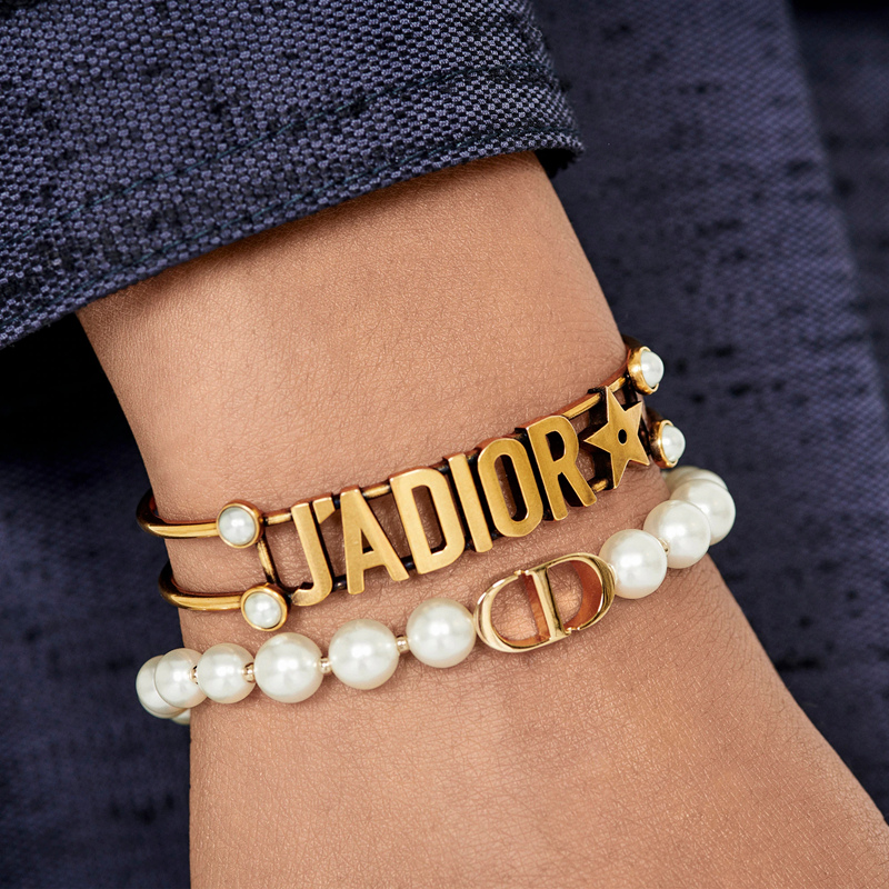 【包税】dior/迪奥 30 montaigne金色金属cd白色树脂珠饰手链 b1096