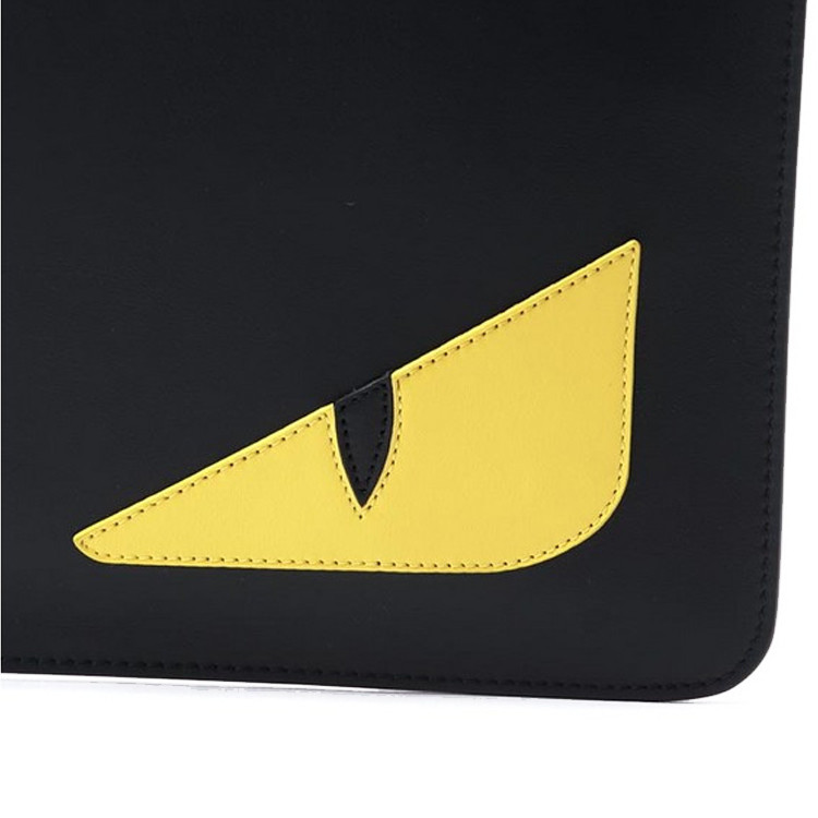 fendi/芬迪中性款式小怪兽小恶魔眼睛样式小牛皮手拿包7n0078