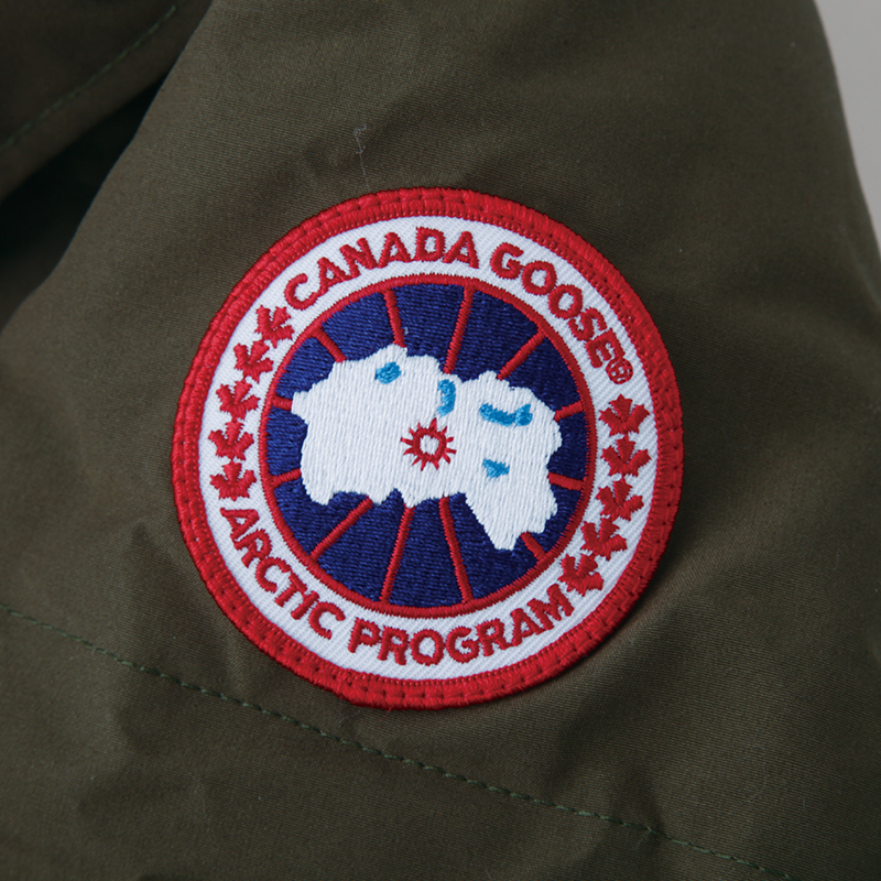 canada goose/加拿大鹅 19秋冬 斜口袋连帽男士羽绒服 3804m