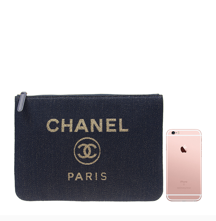 Chanel/香奈儿 20春夏  女士经典logo字母蓝色帆布手拿包