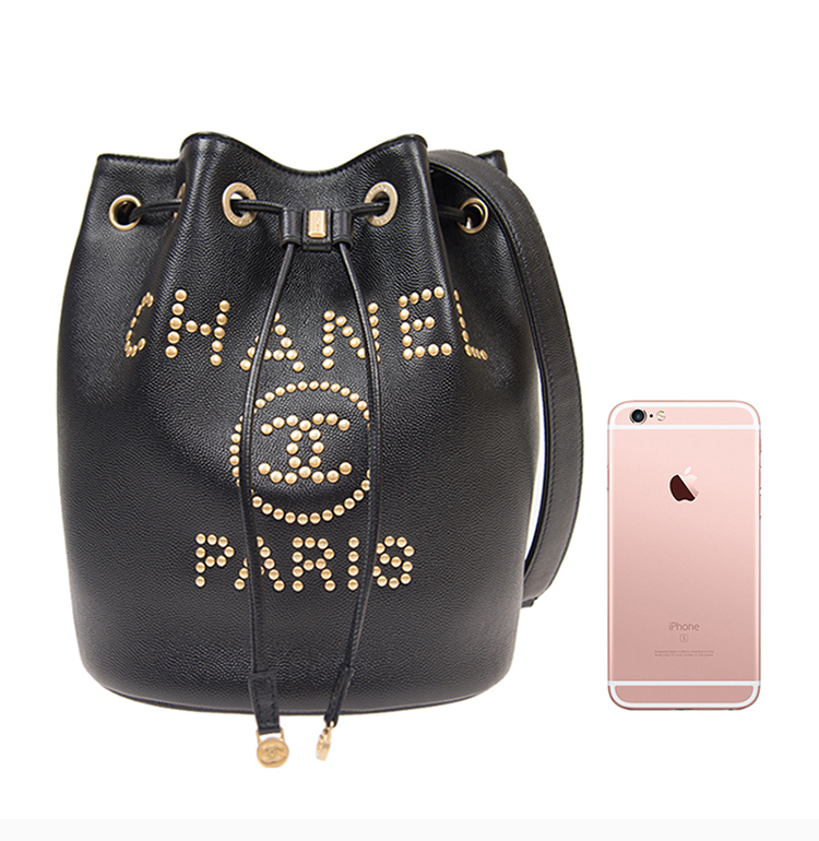 【包税】Chanel/香奈儿 20春夏  女士黑色牛皮金扣经典logo装饰单肩包斜挎包水桶包