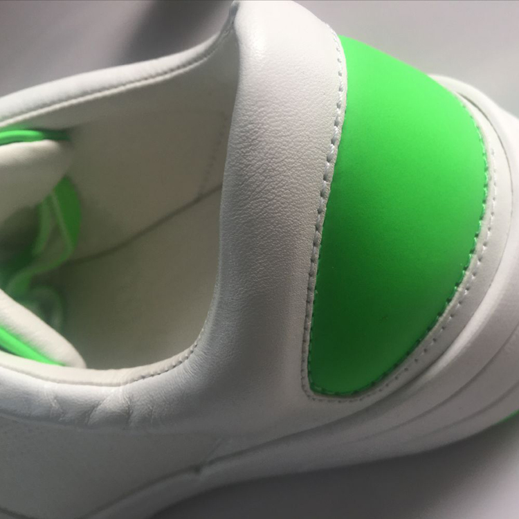 "瑕疵折扣"gucci/古驰 时尚经典款男士白拼绿色系带休闲运动鞋368484