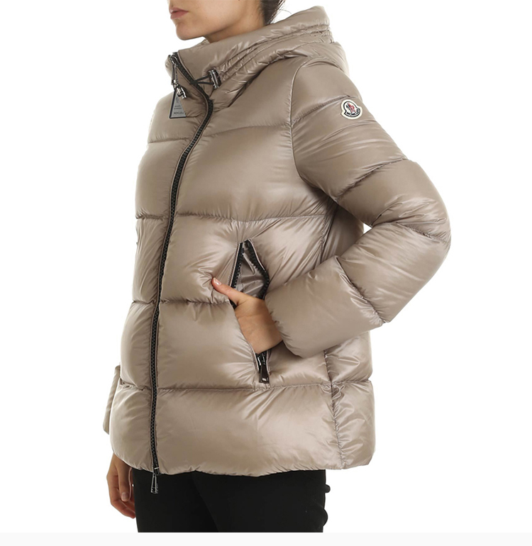 moncler/蒙口【20春夏】女装 服饰 连帽短款棉服 女士羽绒服外套