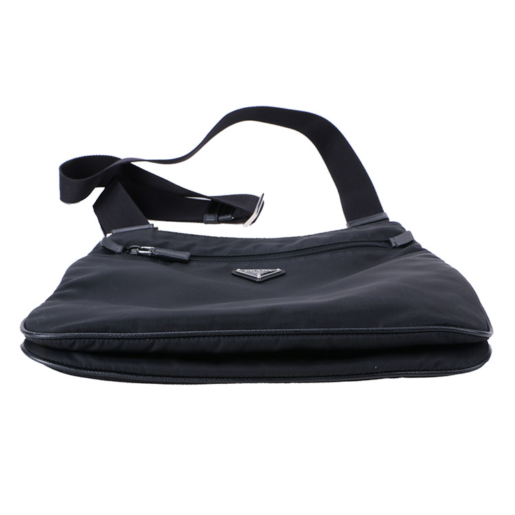 prada/普拉达 黑色青年男士织物单肩包斜挎布包(ab级已使用)