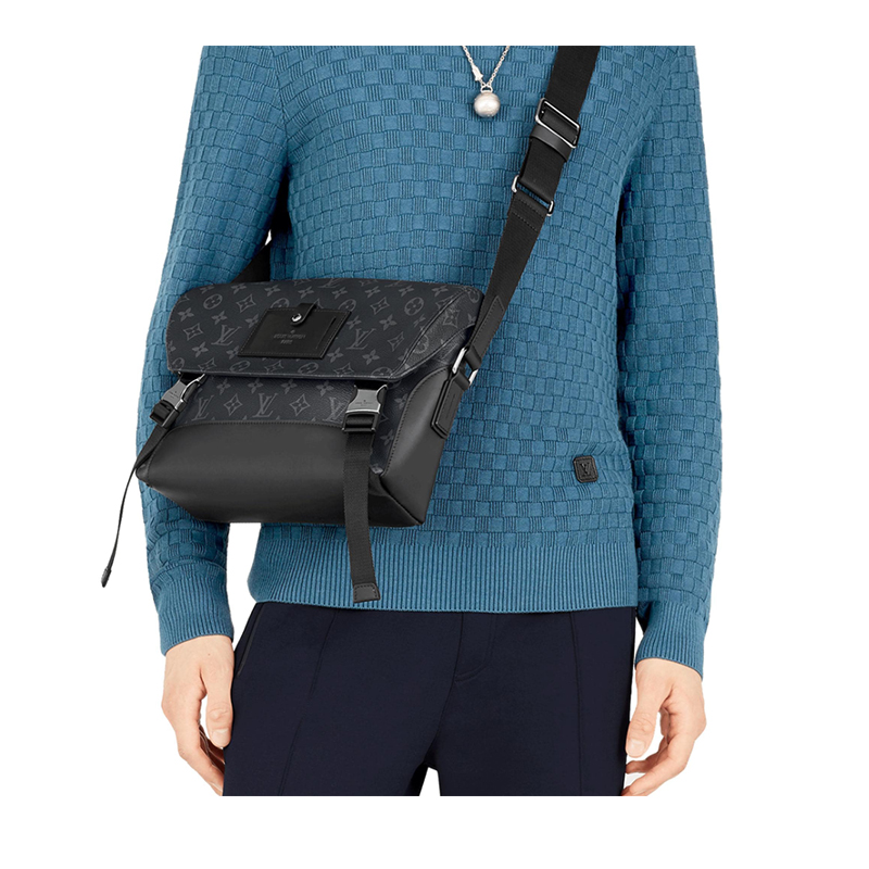 louis vuitton/路易威登 lv男包voyager小号老花单肩邮差包m40511黑花