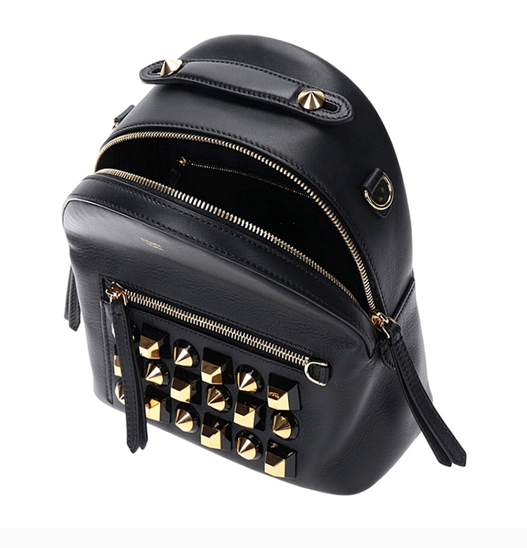 fendi/芬迪 女士牛皮时尚铆钉双肩包背包旅行包