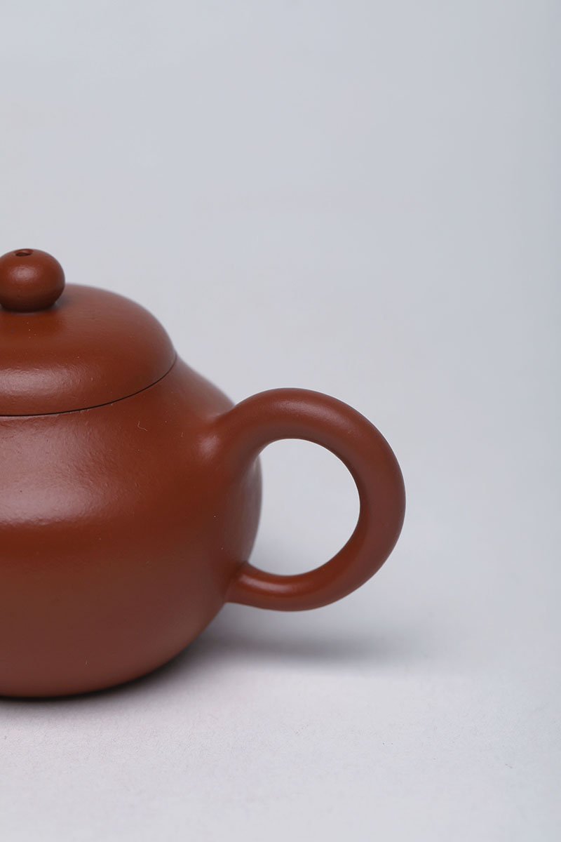 国工刘志明宜兴紫砂紫砂茶具纯手工小梨式原矿朱泥125cc