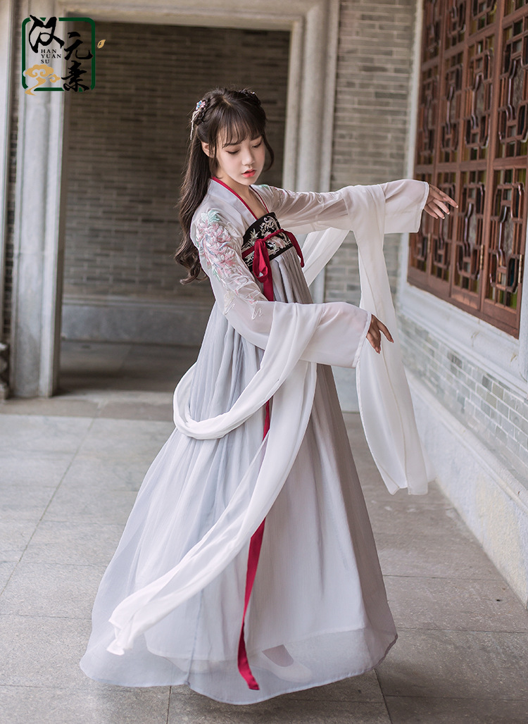 唐服女装古装图片(唐服女装古装图片高清)