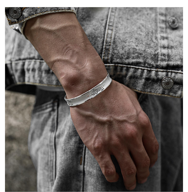 colimida/口力米大 999足银祥云磨砂手镯男士百搭复古亮面开口手环宽