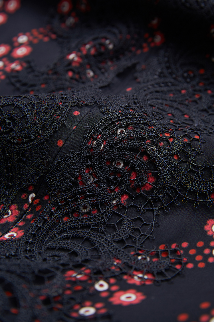 adoritz/阿朵丽兹 娇俏小公主黑底小红花真丝印花飘逸灵动无袖连衣裙