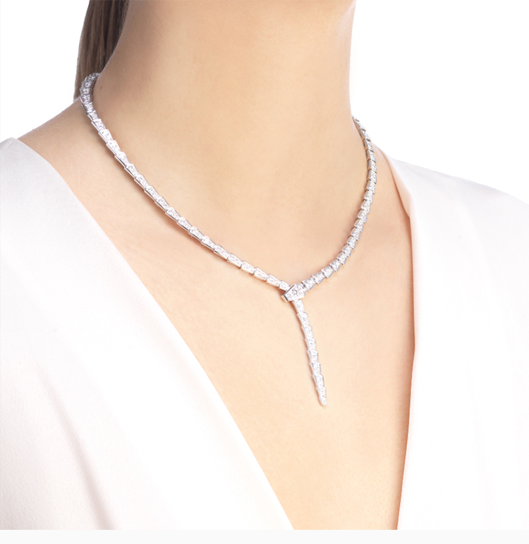 20新品 serpenti系列 女士银色镶嵌钻石蛇形锁骨链项链 cl857425