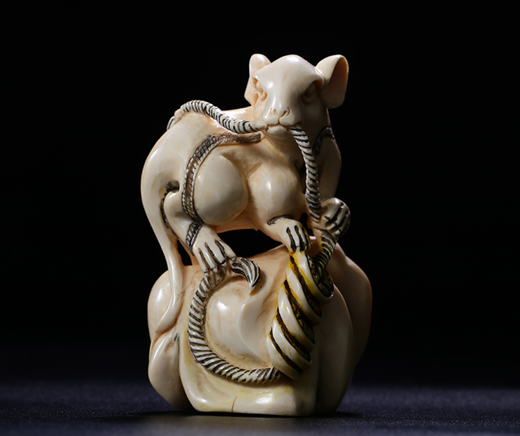 ningcui/凝萃 回流猛犸象牙手工雕刻金鼠送财手把件家居摆件手把件