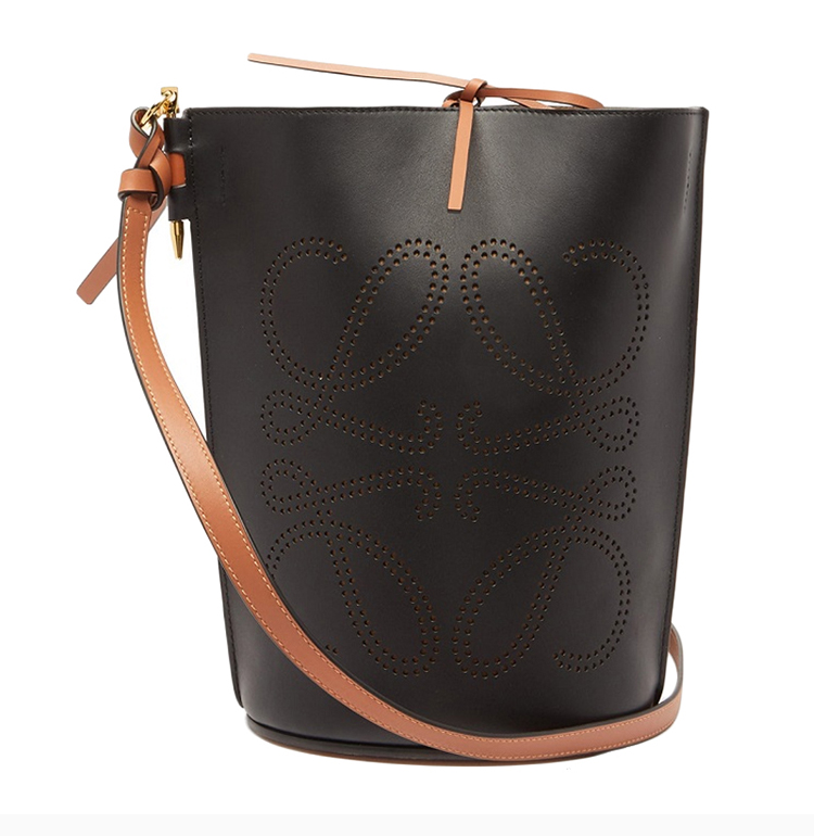 loewe/罗意威 女士黑色小牛皮镂空logo水桶包单肩包斜挎包