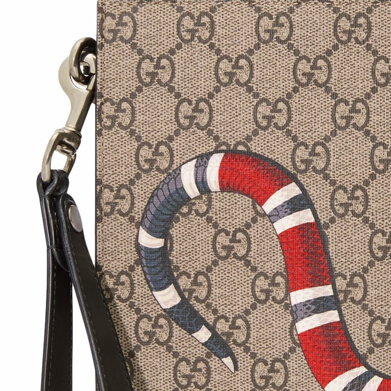 【包税包邮】gucci/古驰 男包 经典双g 珊瑚蛇印花 男士米色帆布手拿