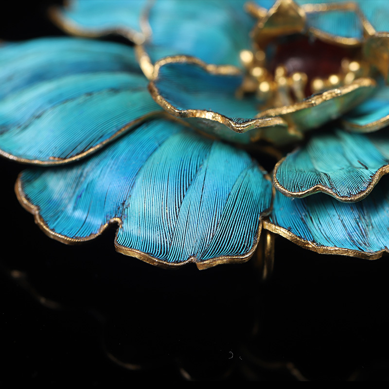 zhangs textiles/绣花张 中式复古宫廷风牡丹花点翠胸针