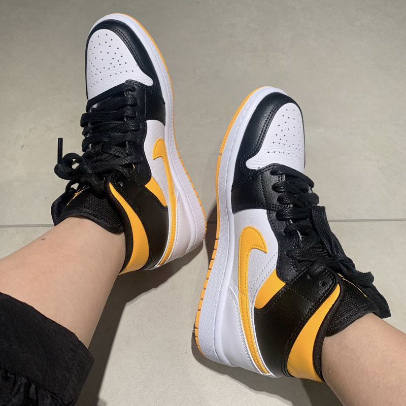 nike/耐克 air jordan 1 mid 男女同款 aj1 中幫 黑黃腳趾 情侶 籃球