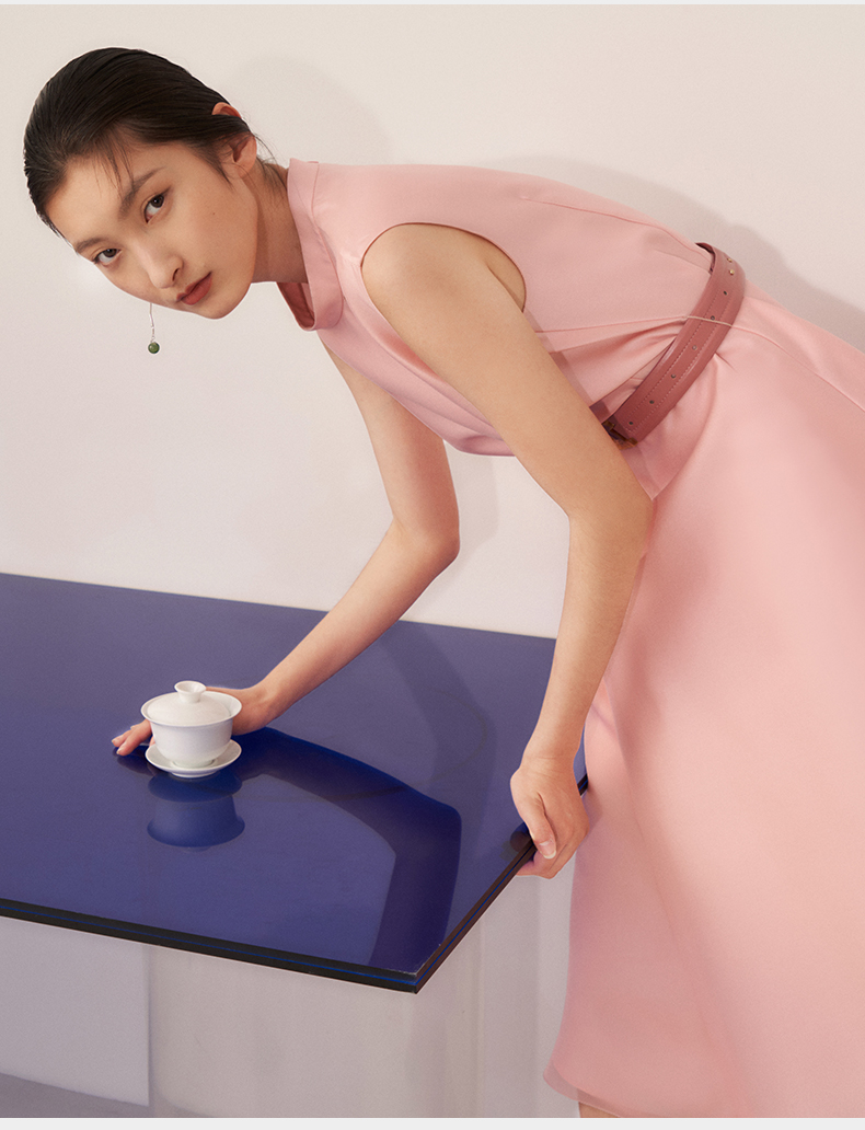 hui/卉 女士连衣裙20秋季新品樱雾粉色无袖连衣裙斜纹丝毛面料设计