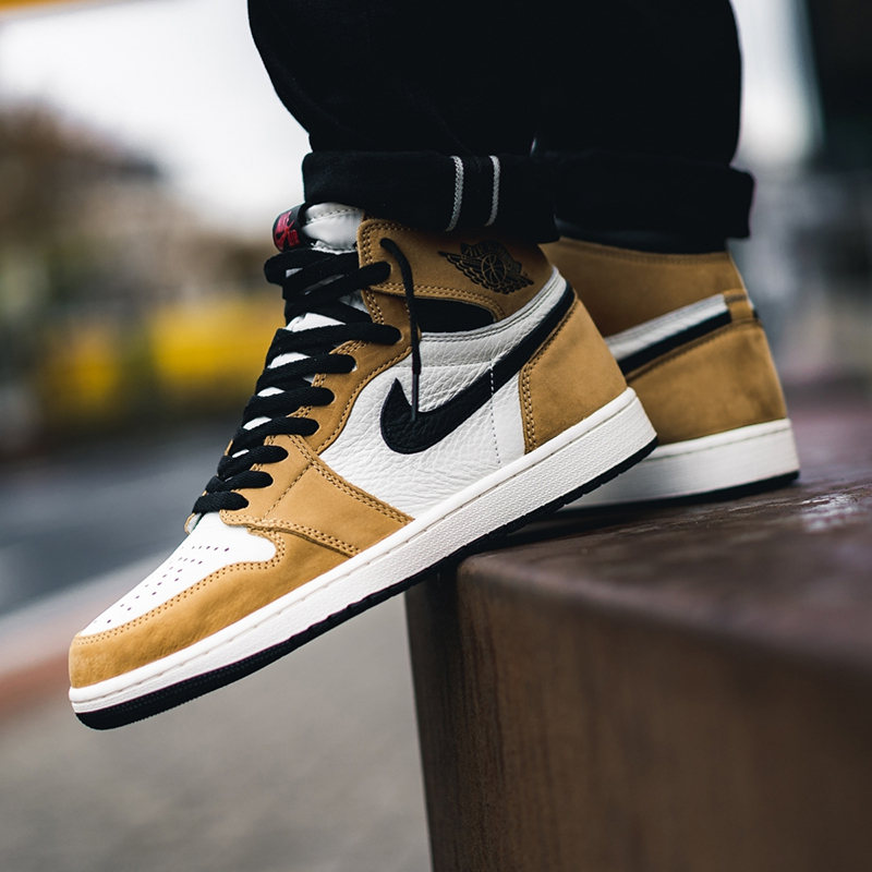 nike/耐克 air jordan 1 high og 男女同款 aj1 新秀 小麦 白棕 脚趾