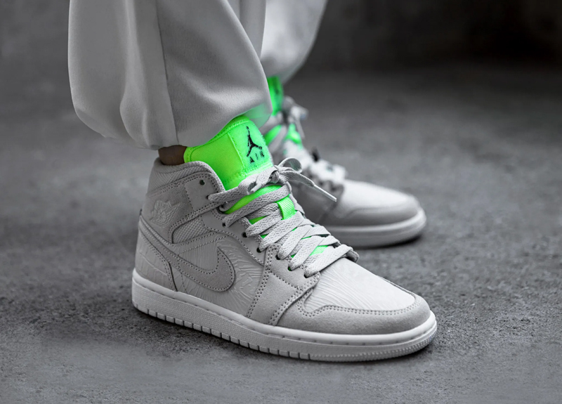 nike/耐克 air jordan 1 mid 男女同款 aj1斑马纹 米白反光 篮球鞋 cv