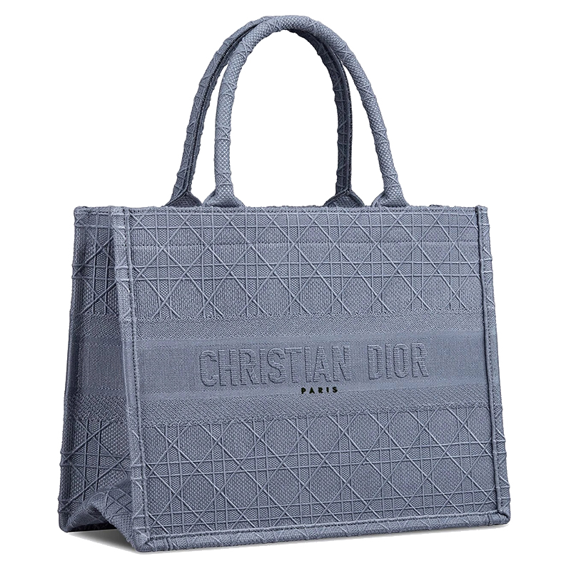 christian dior艺术总监maria grazia chiuri的原创作品dior book