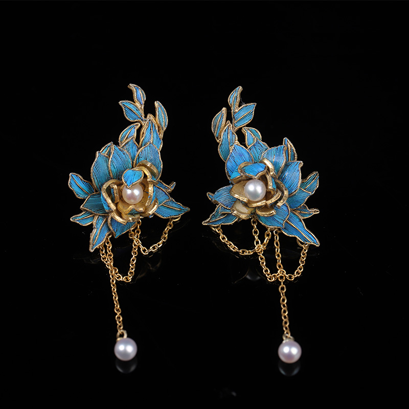 zhangs textiles/绣花张 花丝镶嵌点翠流苏耳坠