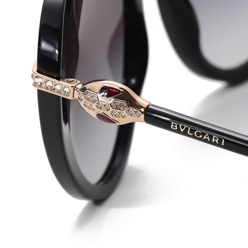 bvlgari/宝格丽 女士黑框经典蛇头款太阳镜 眼镜 0bv8215b