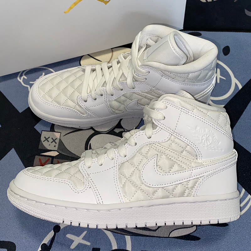 nike/耐克 air jordan 1 mid quilted 女款 aj1 白菱格纹 小香奈儿