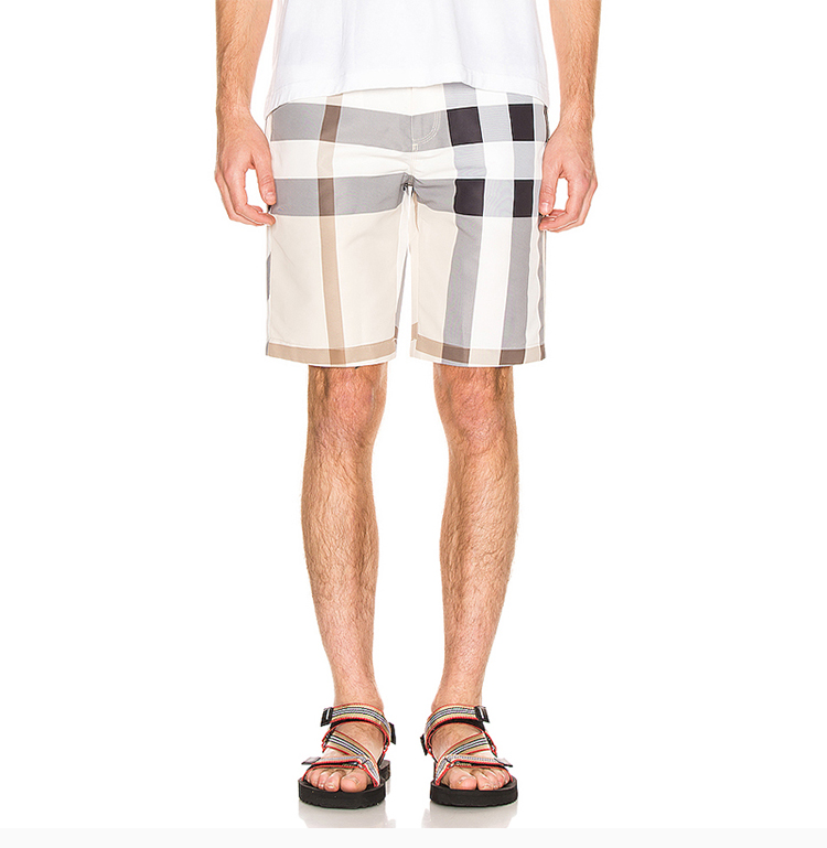 burberry/博柏利 男士卡其色短裤 8025948