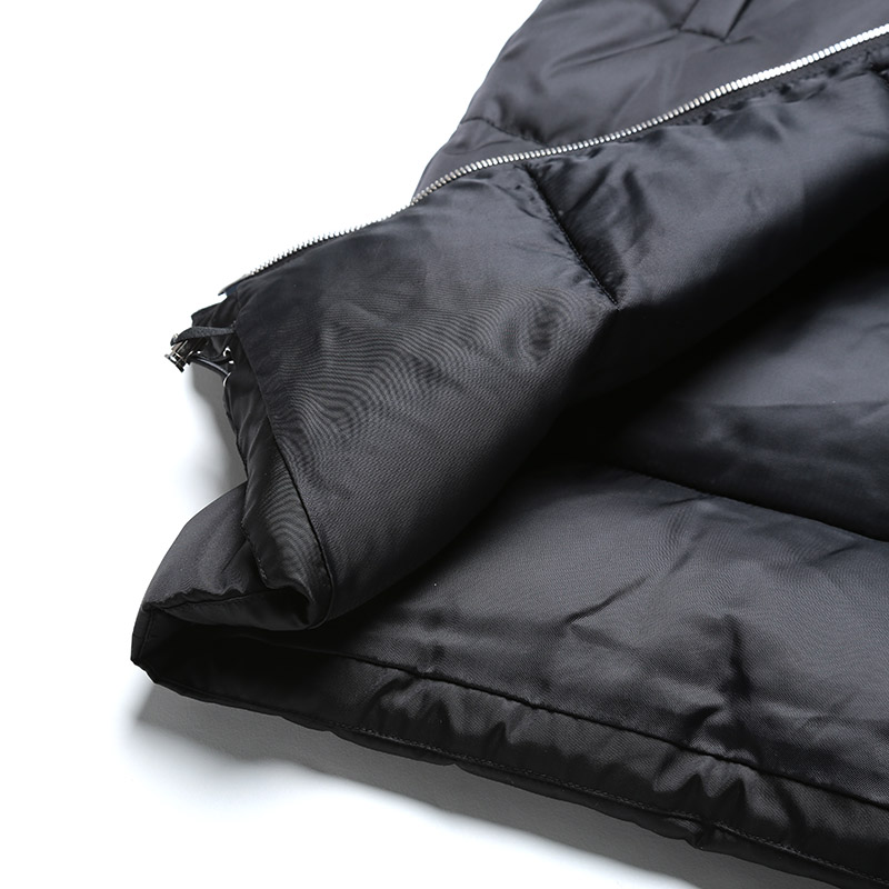 【现货秒发】prada/普拉达 女士羽绒服 女士再生锦纶中长款鹅绒连帽