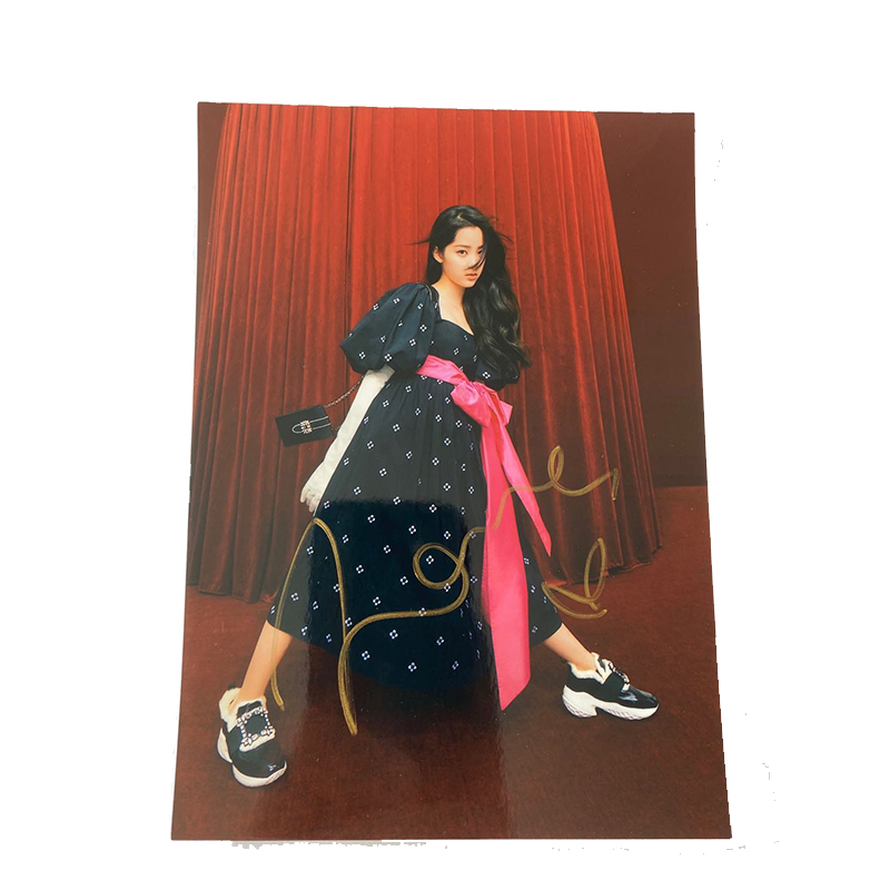【赠品】rogervivier/罗杰·维维亚女士 欧阳娜娜签名照,请勿购买,拍
