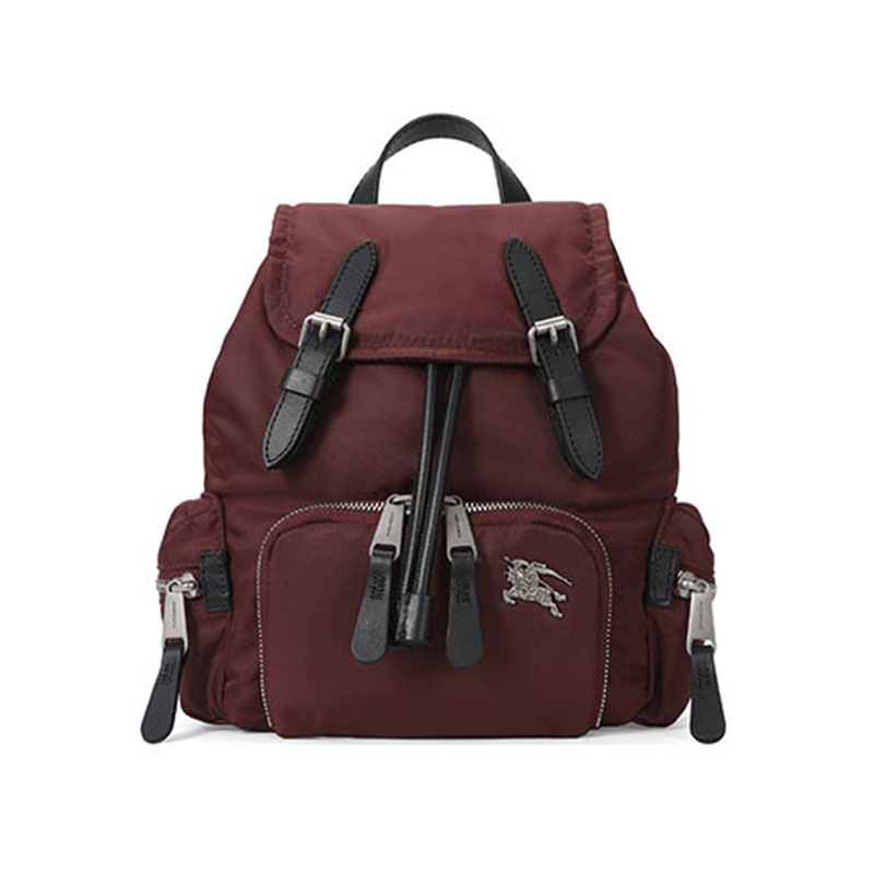 巴宝莉男包 the rucksack系列 经典战马徽标 男士尼龙翻盖双肩包