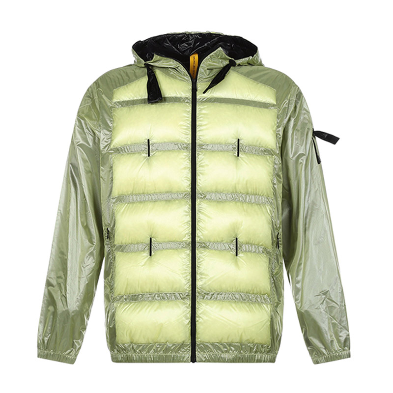 面料:100%聚酰胺;填充物:90%羽绒,10%羽毛   结构:帽子不可拆卸;衣服