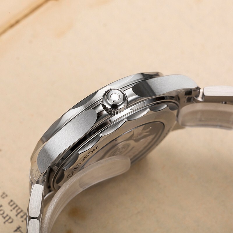 OMEGA/欧米茄瑞士手表 海马系列日历自动机械男士腕表 钢带黑盘210.30.42.20.01.001
