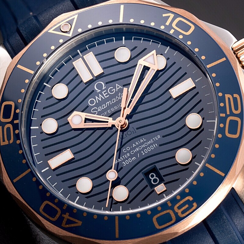 omega/欧米茄瑞士手表 海马系列日历自动机械男士腕表 皮带蓝盘210.