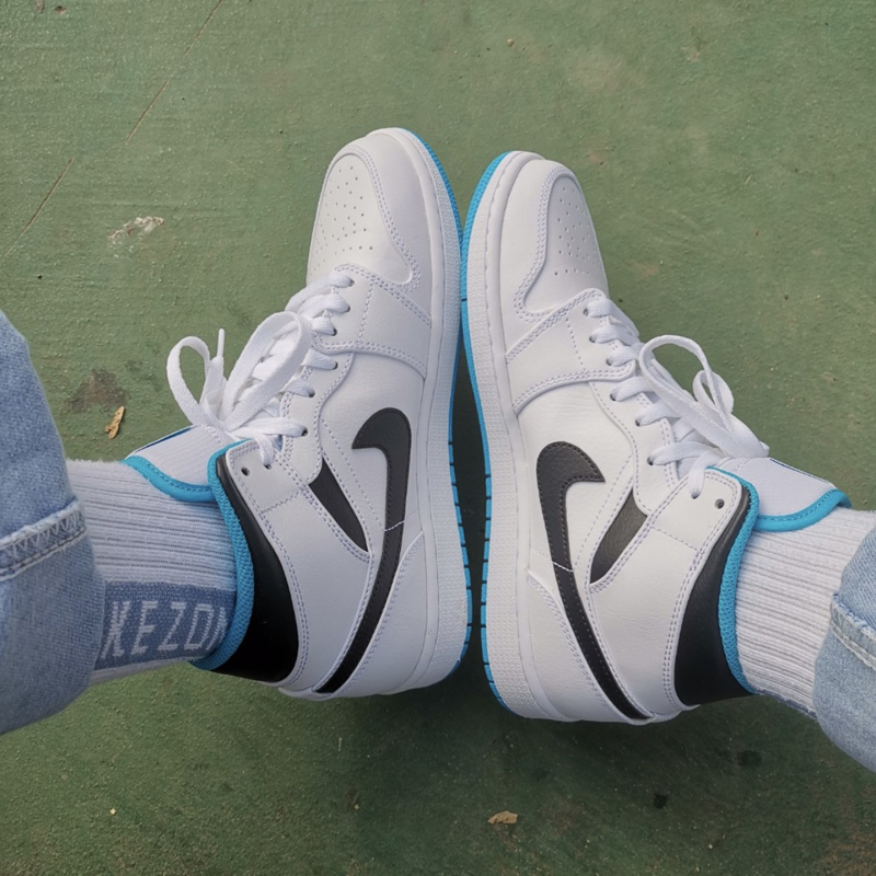 nike/耐克 air jordan 1 mid 男款 laserblue aj1 激光蓝 白蓝 篮球鞋