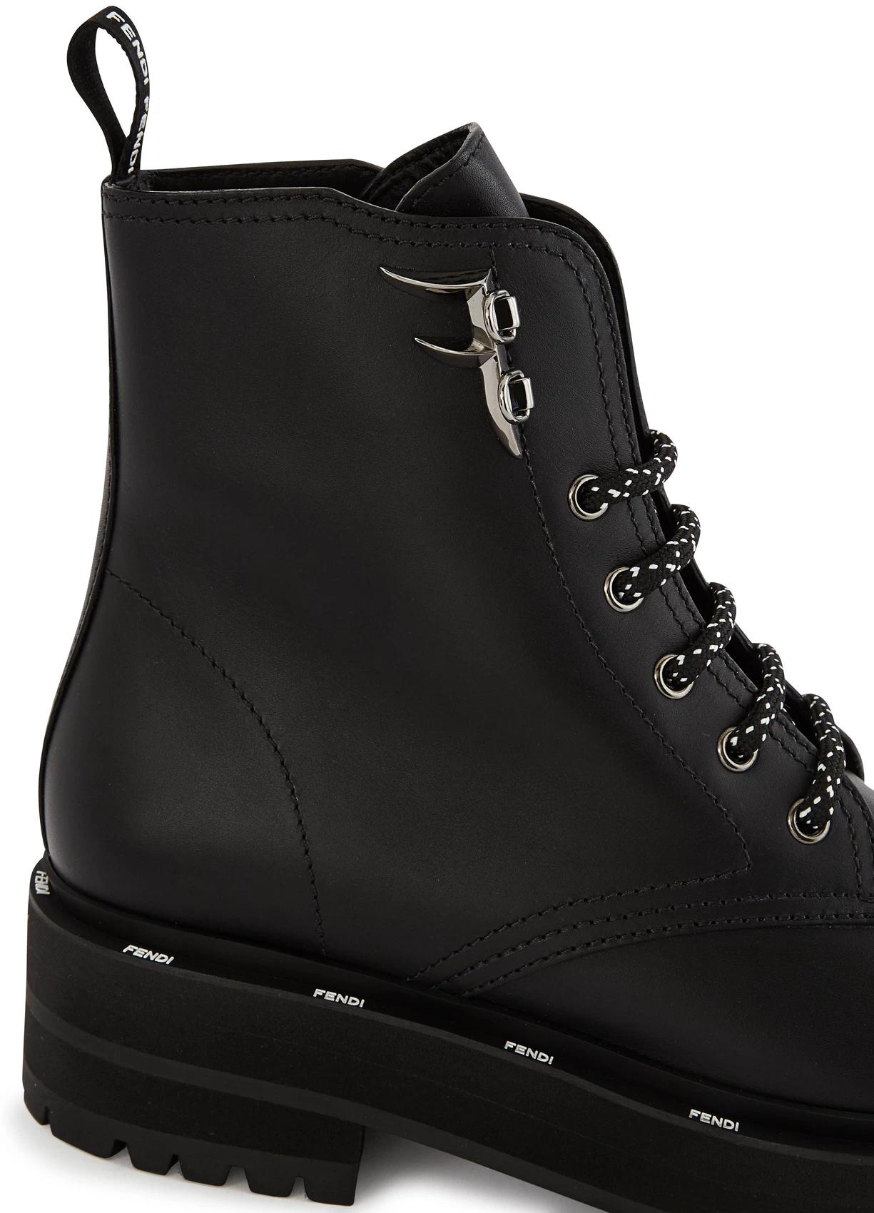 【包税】 fendi 20秋冬女士短靴 fens7552bck