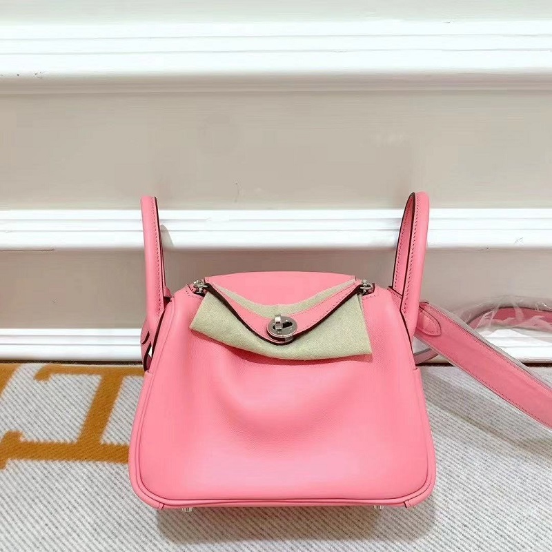 hermes/爱马仕lindy 26粉色银扣枕头包手提包单肩女包