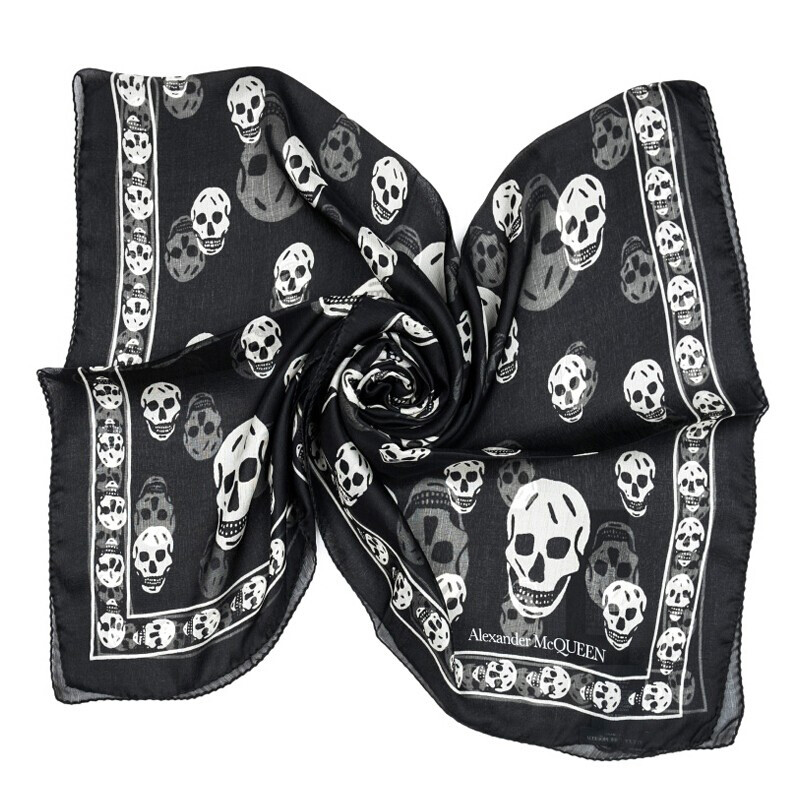 mcqueen/亚历山大麦昆 女士丝巾 骷髅头印花图案 品牌字母logo 时尚