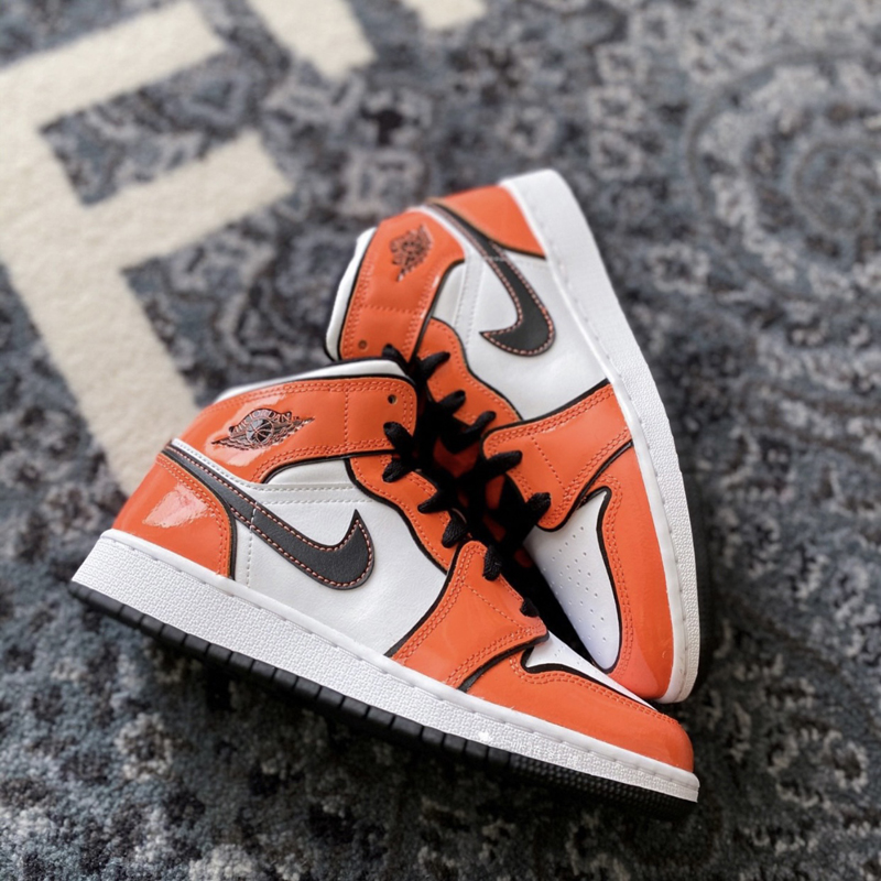 nike/耐克 air jordan mid 男女同款 aj1 2021 二次元 小扣碎 gs情侣