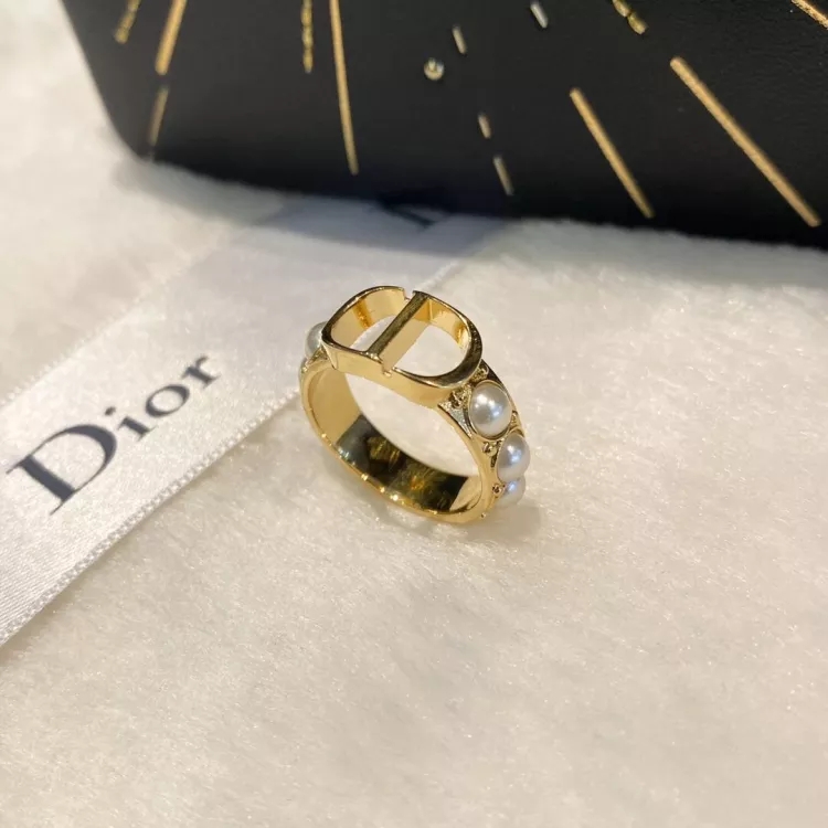dior/迪奥 30 montaigne 珍珠装饰金色饰面戒指r0877 mtgrs d301