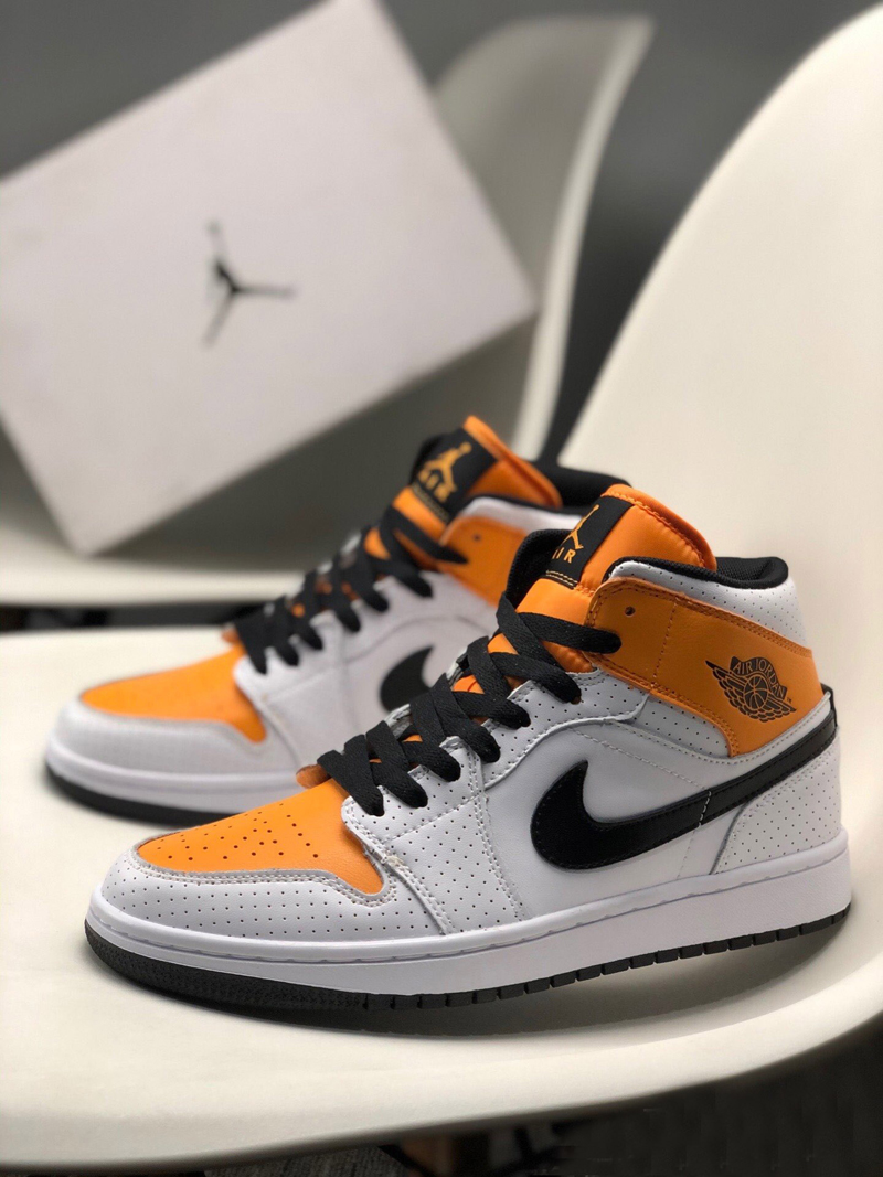 nike/耐克 air jordan 1 mid 男女同款 aj1 白黄黑 篮球鞋休闲鞋 bq