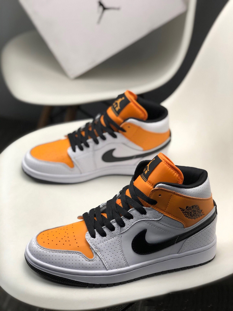 nike/耐克 air jordan 1 mid 男女同款 aj1 白黄黑 篮球鞋休闲鞋 bq
