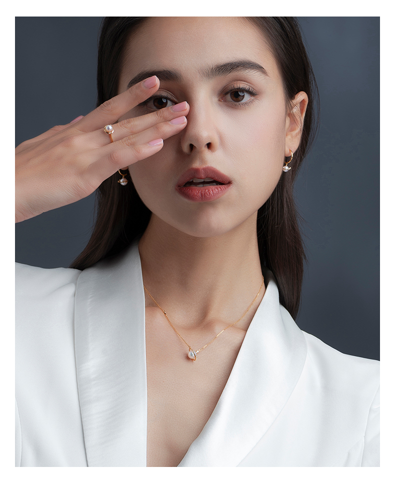 hélas/蔻熙 18k金akoya珍珠项链女星球钻石颈饰 mfa博物馆联名款