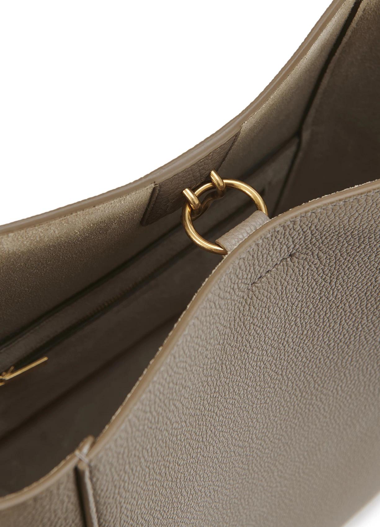 celine赛琳思琳 21年春夏 女士 手提包 小号粒面小牛皮 sangle 水桶包