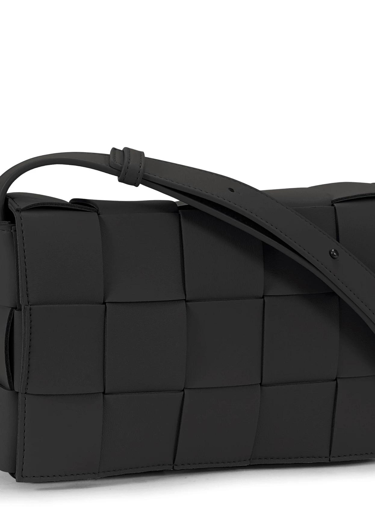 【包邮包税】 bv宝缇嘉 21年春夏 女士 单肩包 cassette 包 bot9mng4