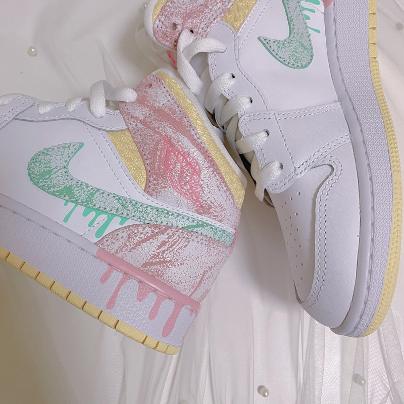 nike/耐克 air jordan 1 mid 女款 aj1 冰淇淋粉 油漆 白粉 马卡龙 中